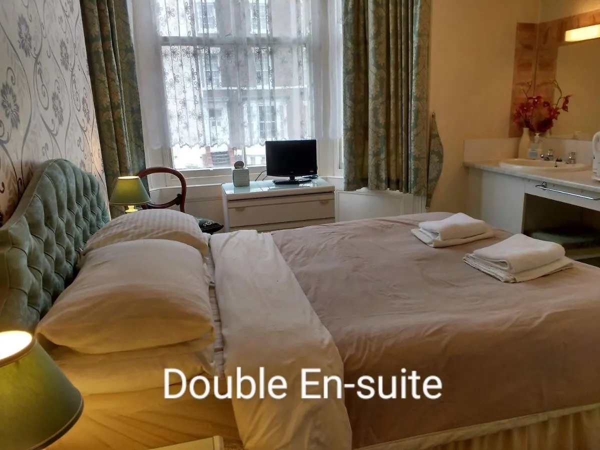 Konukevi The Arran Otel Scarborough